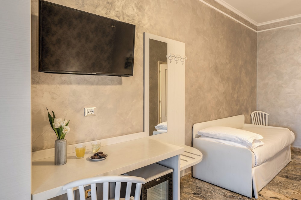 Hotel Orazia 34/57