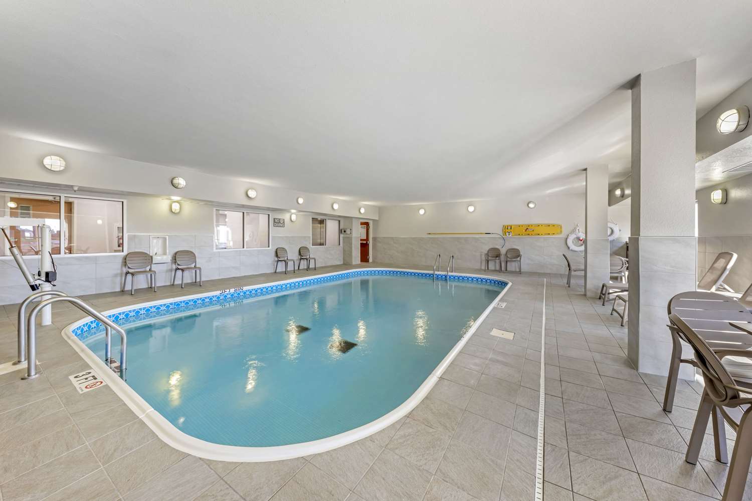 Comfort Inn & Suites Oklahoma City, OK 23/31
