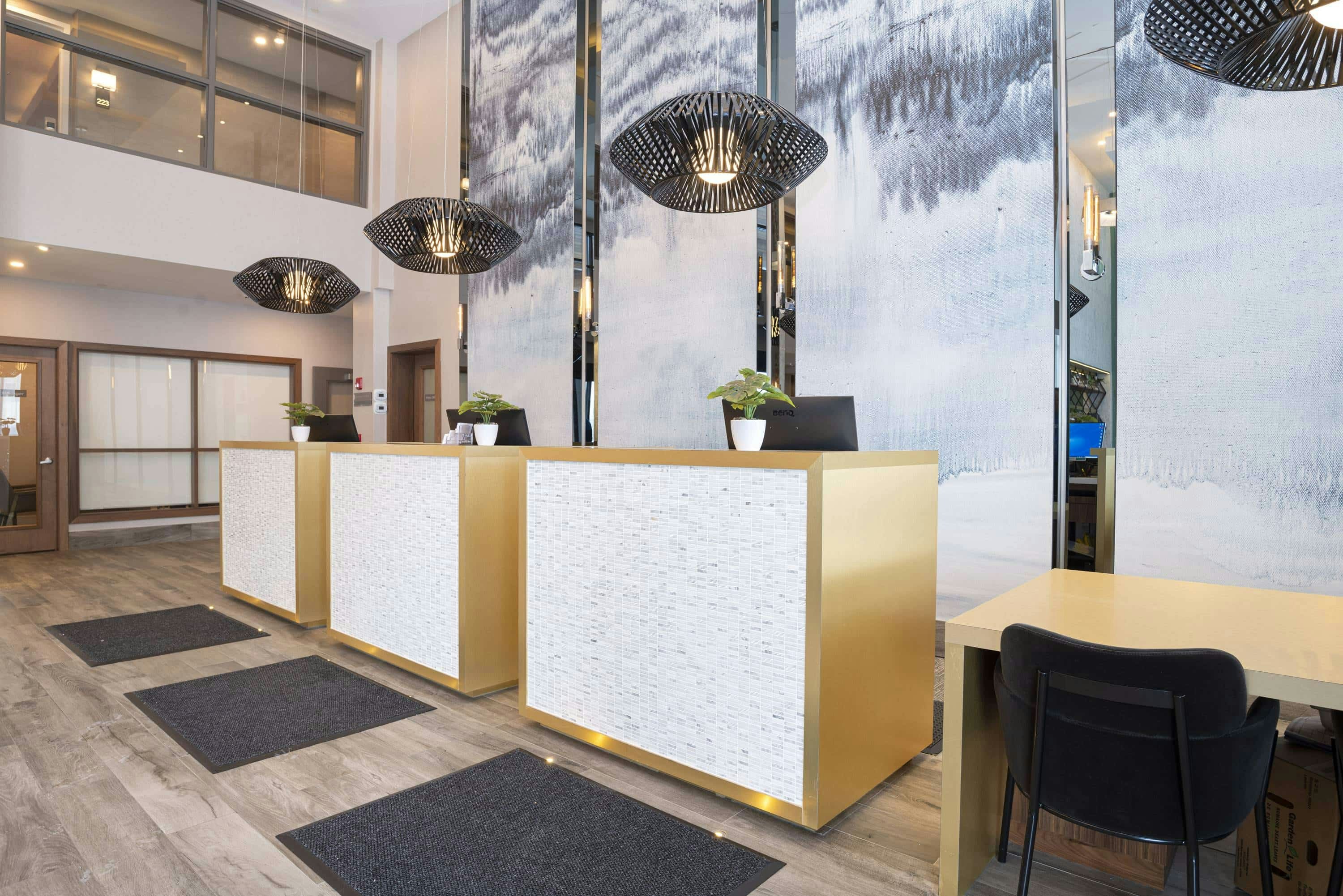 Sandman Signature Sherwood Park Hotel 12/46