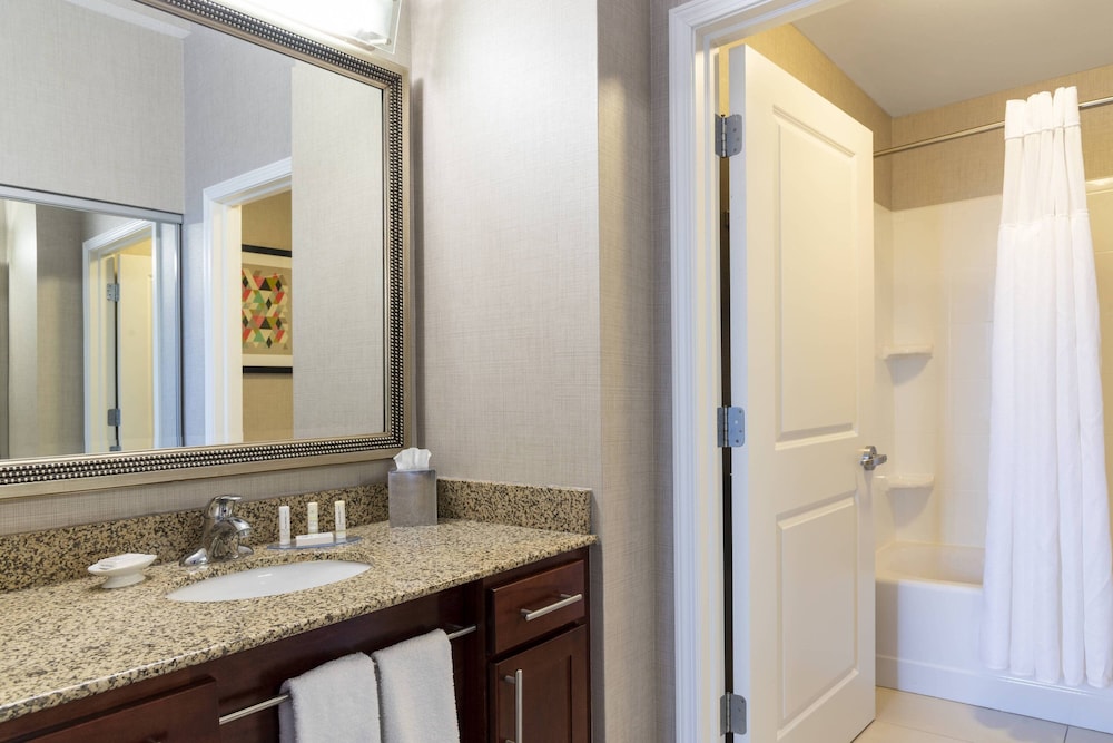 Residence Inn Midland Marriott 14/44
