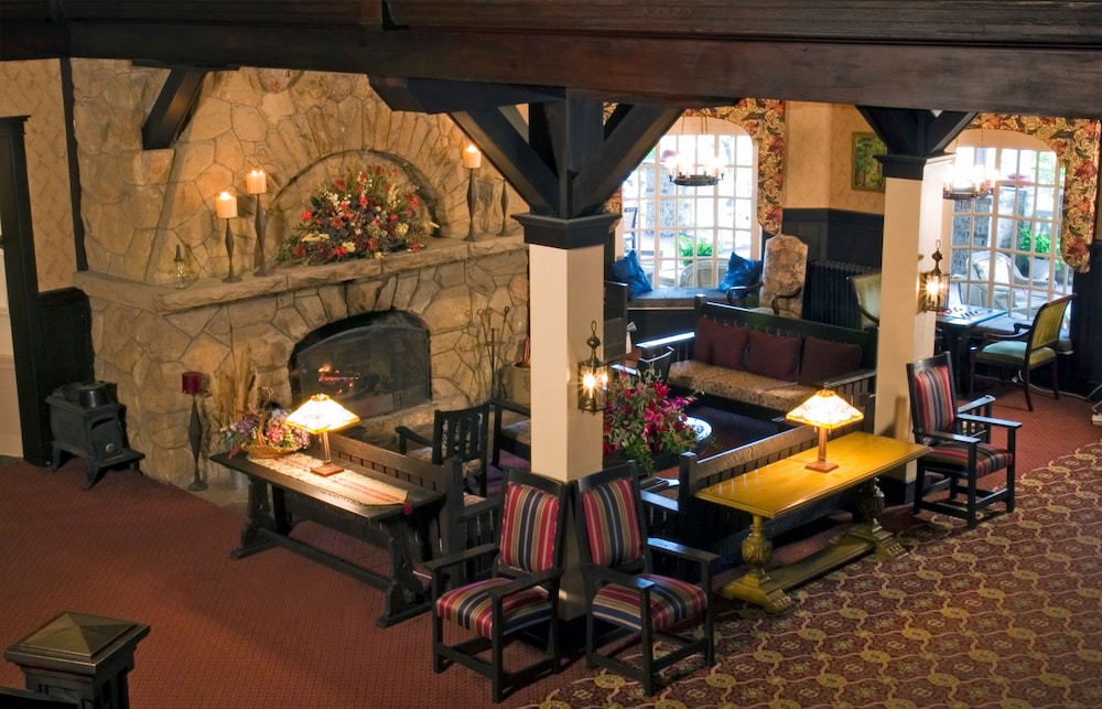 The Historic Summit Inn 39/53
