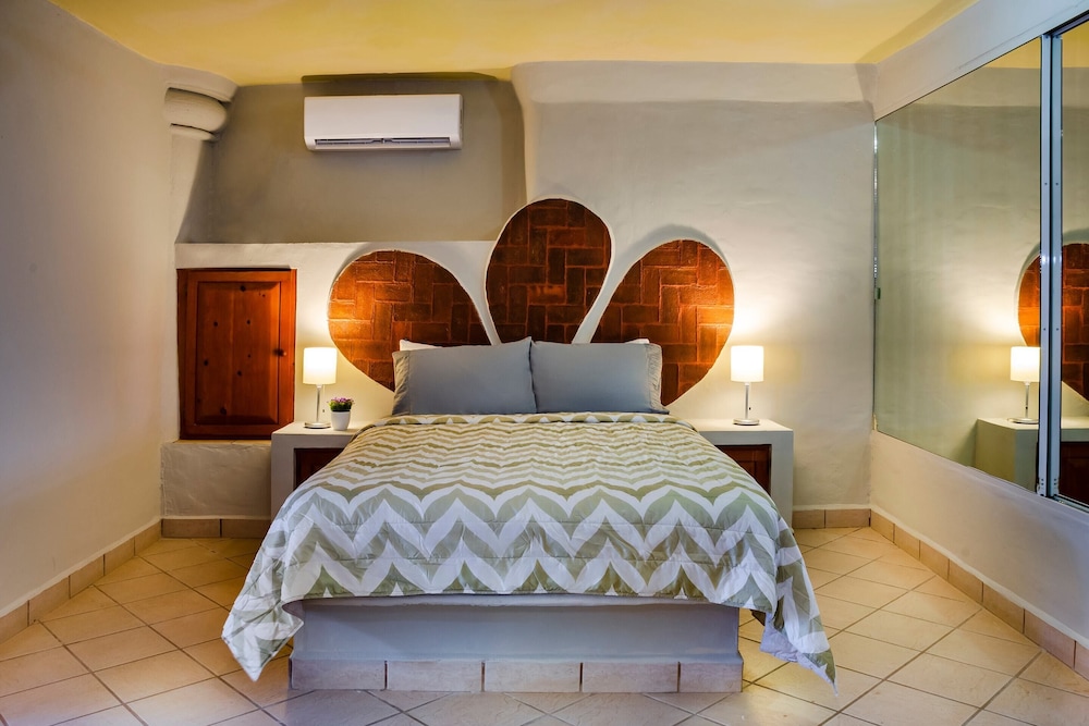 Castillo Blarney Inn 20/70