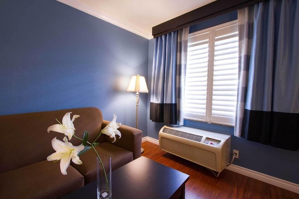 Regency Inn Los Angeles 23/29