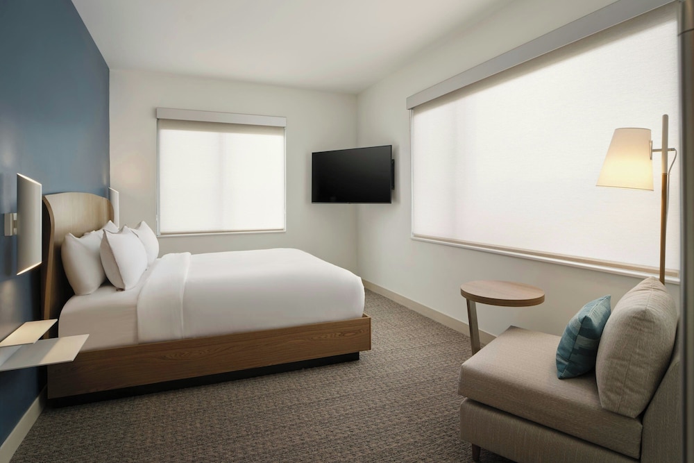 Element by Marriott Pooler Savannah Airport 8/39