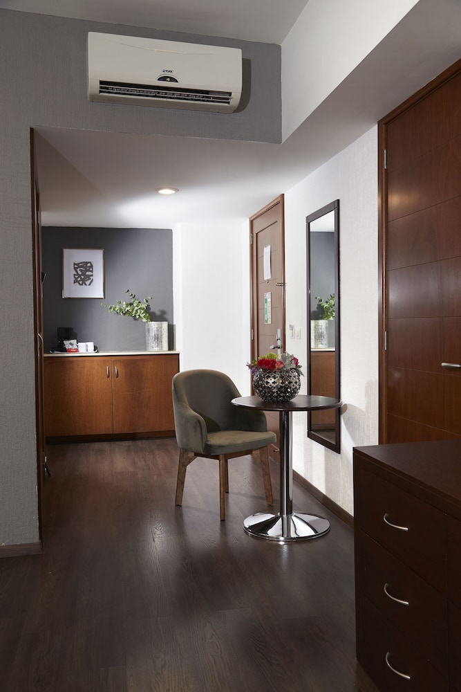 Hotel Ejecutivo Express 56/77