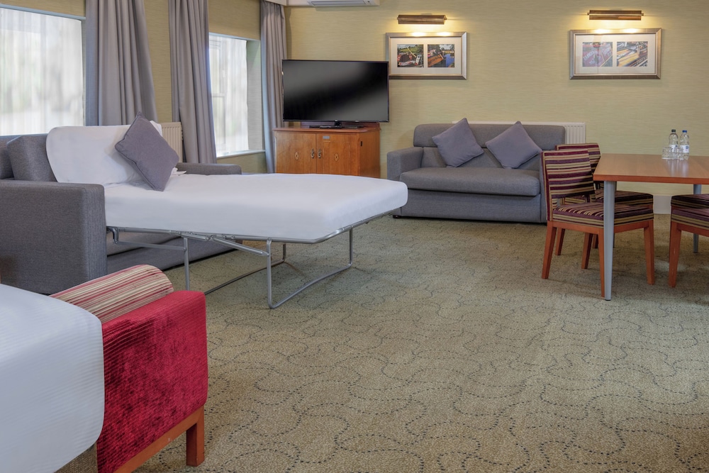 The Park Royal Hotel & Spa 53/71