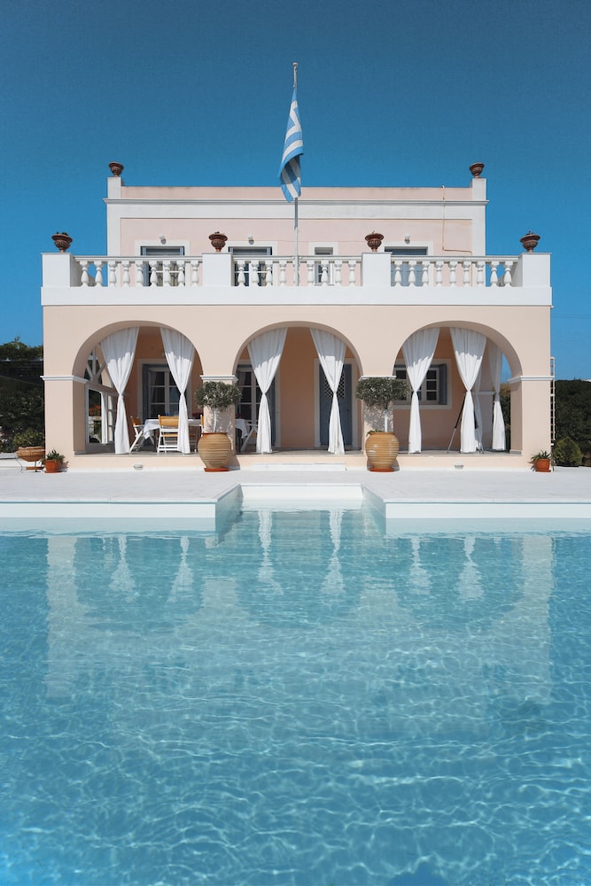 Casa Del Sol Syros 33/39