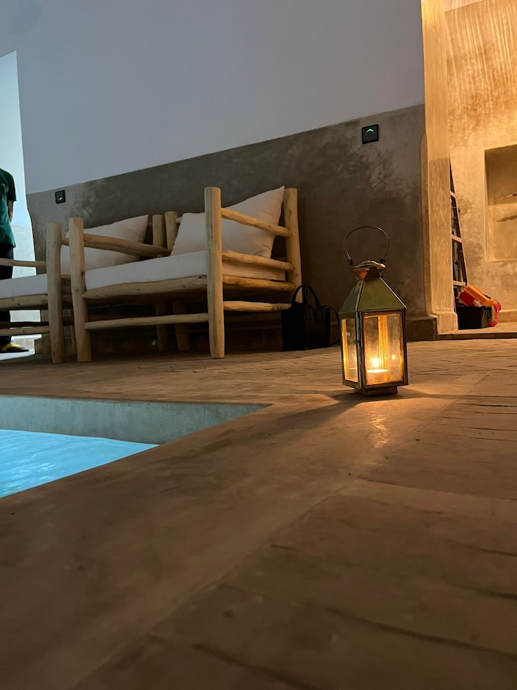 Riad Begonville 48/54