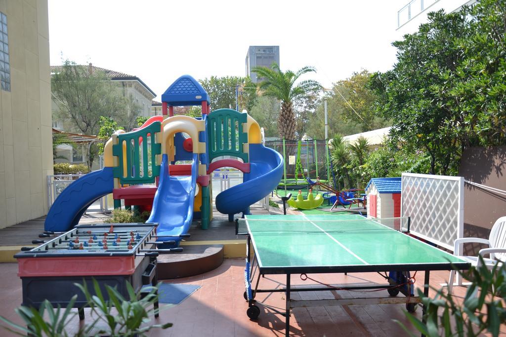 Hotel Perticari 19/25