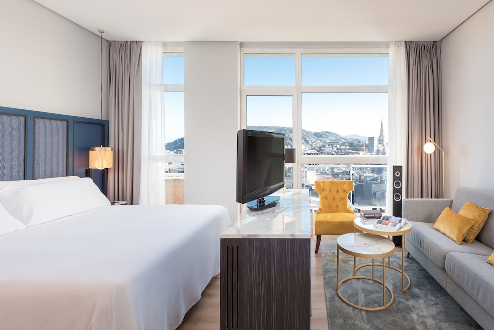 Hotel San Sebastian Orly, Affiliated by Melia 39/67