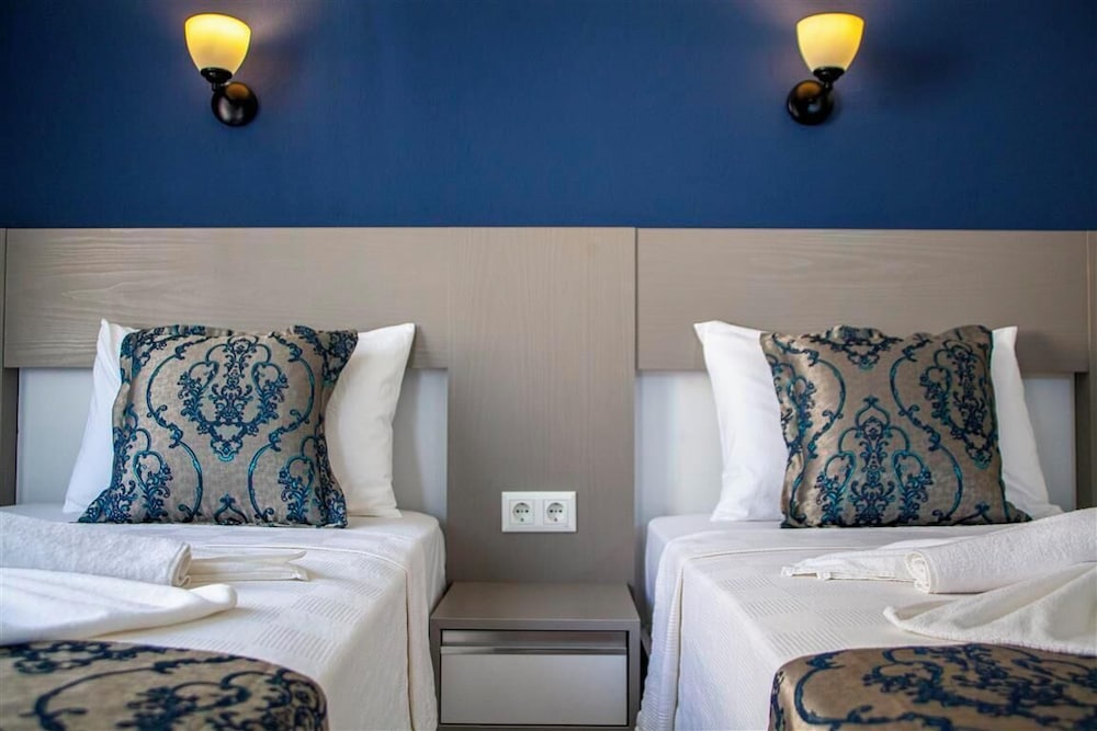 Demyra Boutique Hotel 12/28