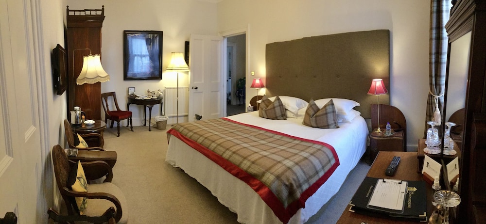 The Townhouse 14/46