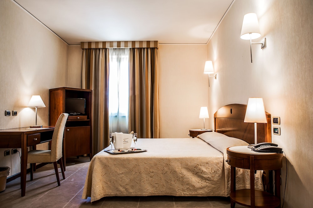 Grand Hotel Paestum 9/50