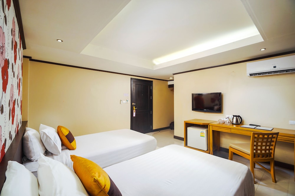 Avana Bangkok Hotel Convention Centre 15/45