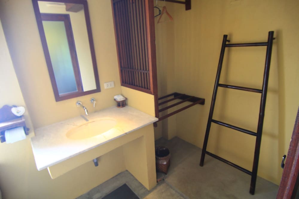Baan La Poon Hotel 21/21