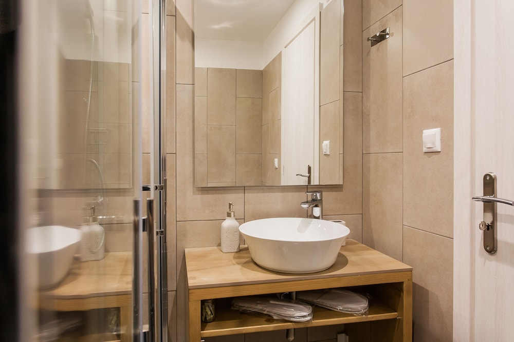 Dynasta Central Suites 31/36