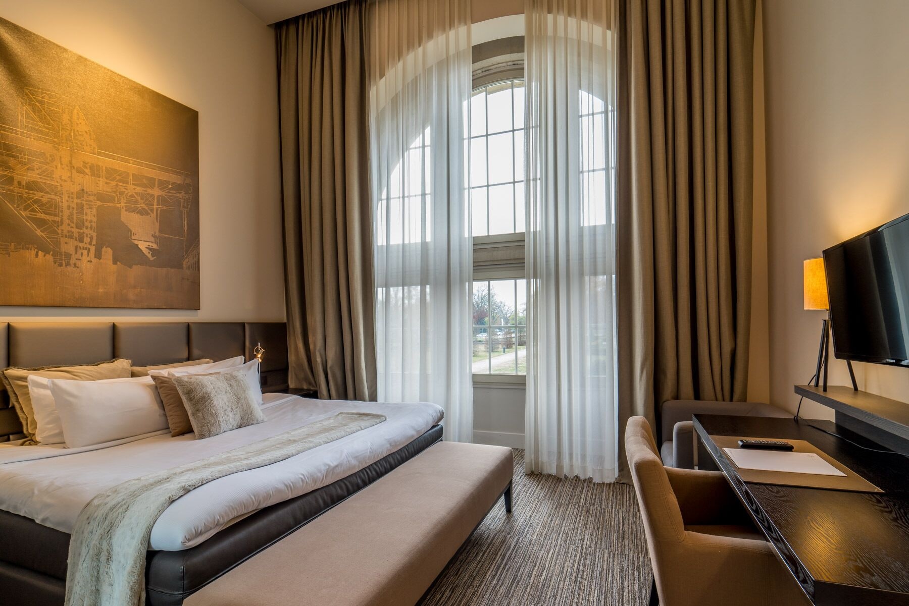 Superior, Double Bed, Garden View