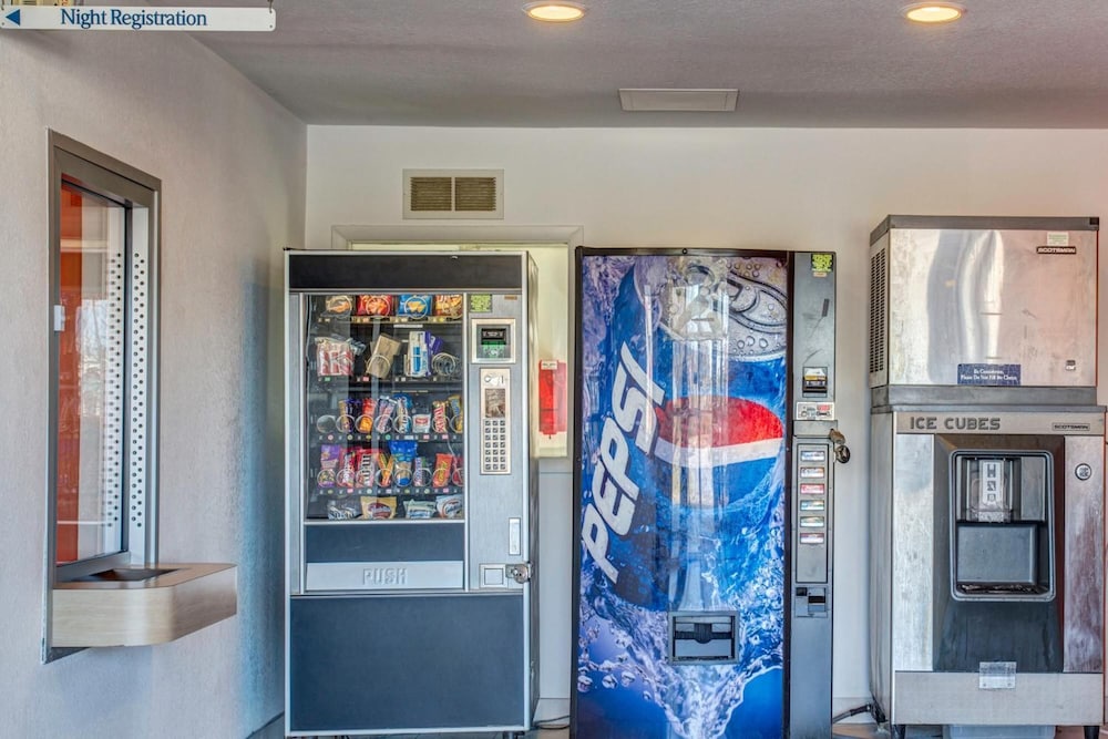 Motel6 Murfreesboro, TN 42/59