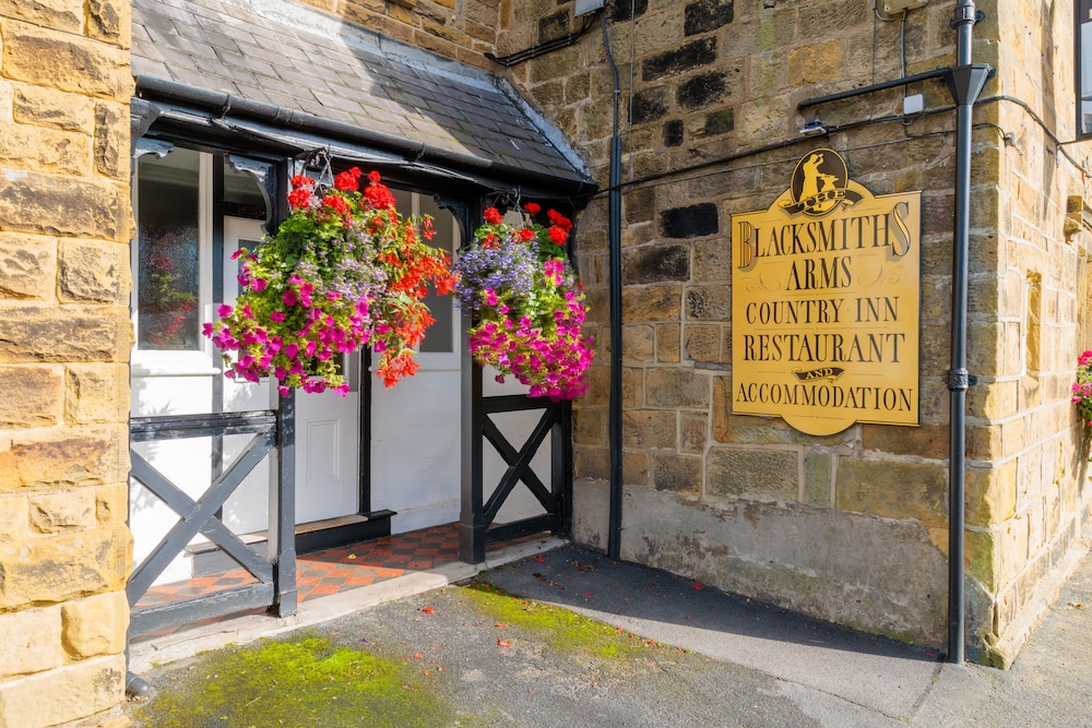 Blacksmiths Arms Inn 4/53