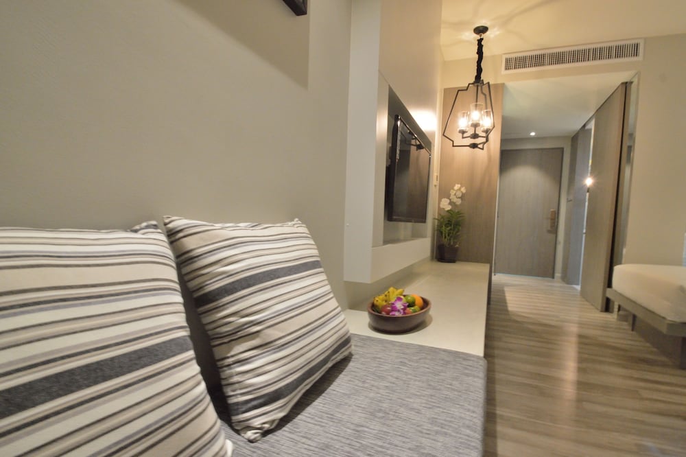 HOTEL IKON PHUKET photo3