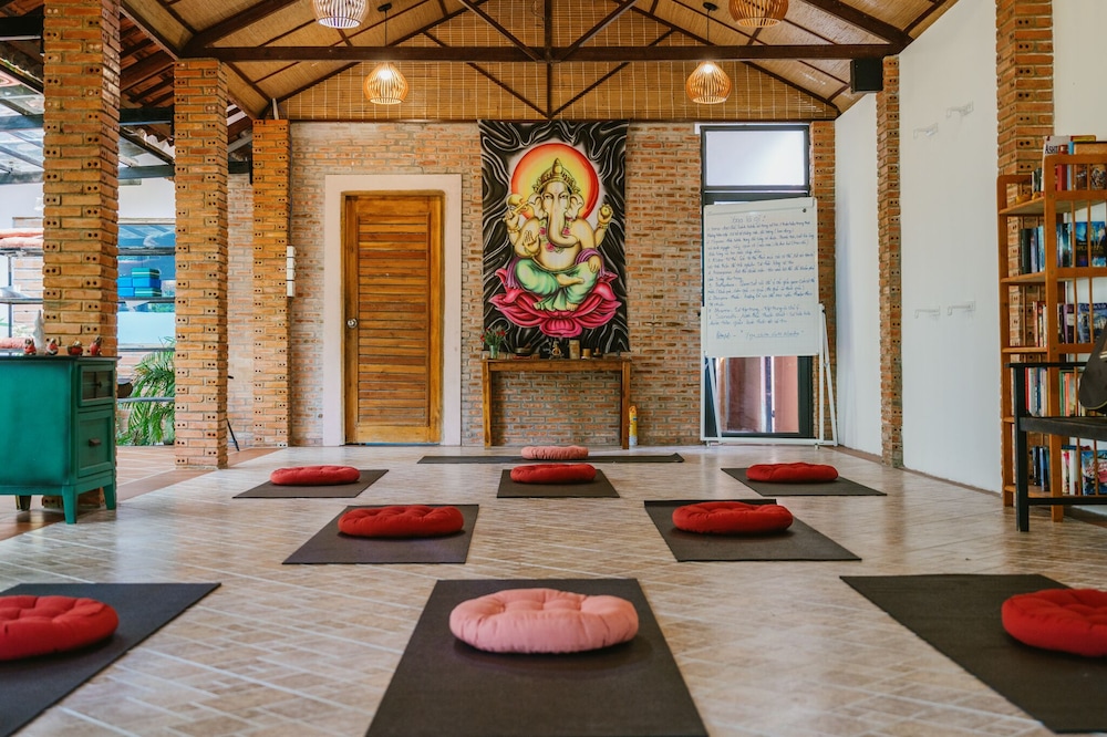 An Nhien Retreat 16/65