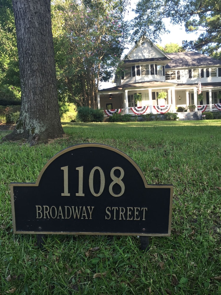 Huffman House 30/36