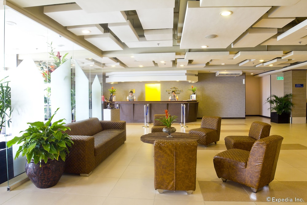 Lobby at Microtel by Wyndham Mall of Asia, PASAY