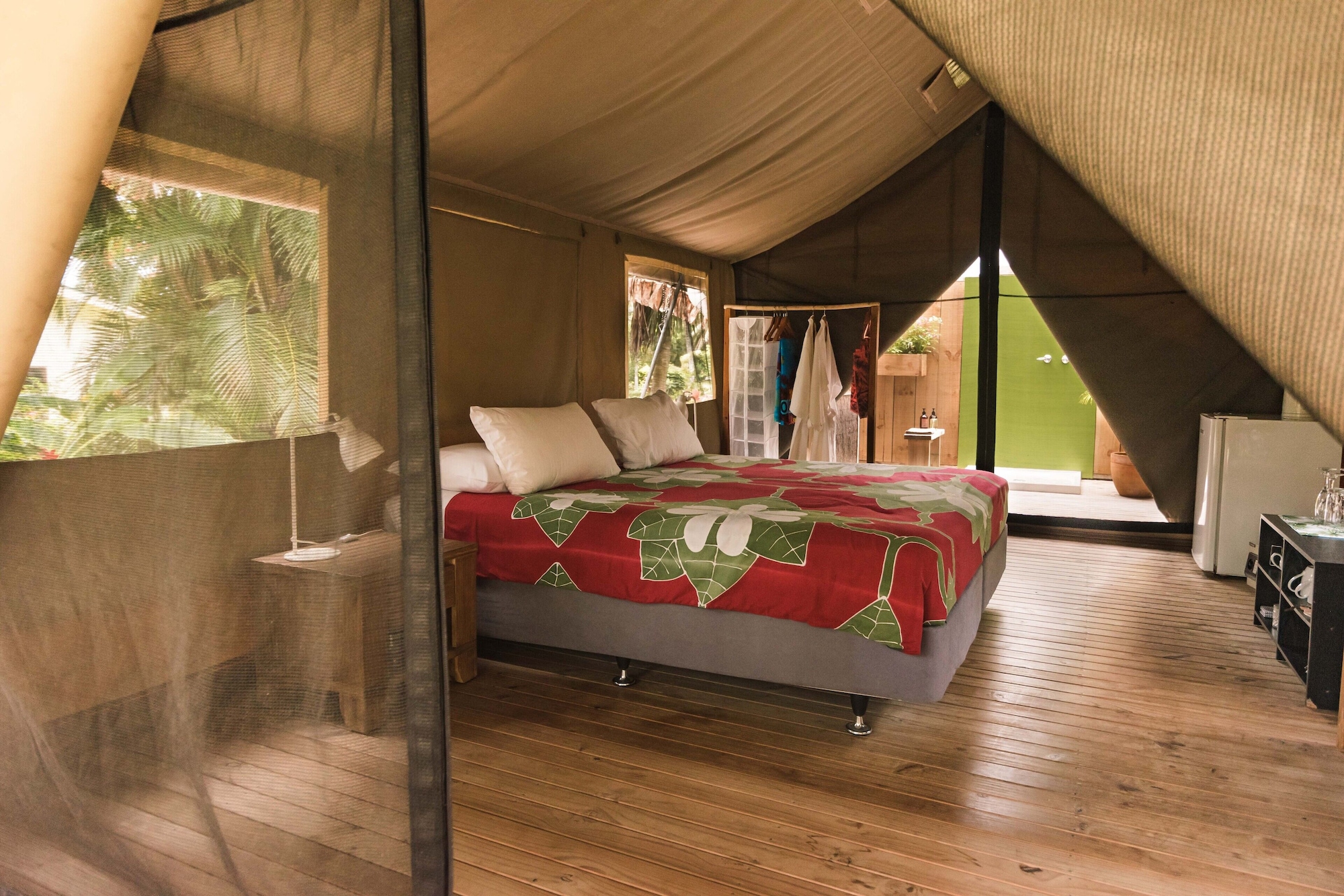 LUXURY, TENT, MOUNTAIN VIEW
