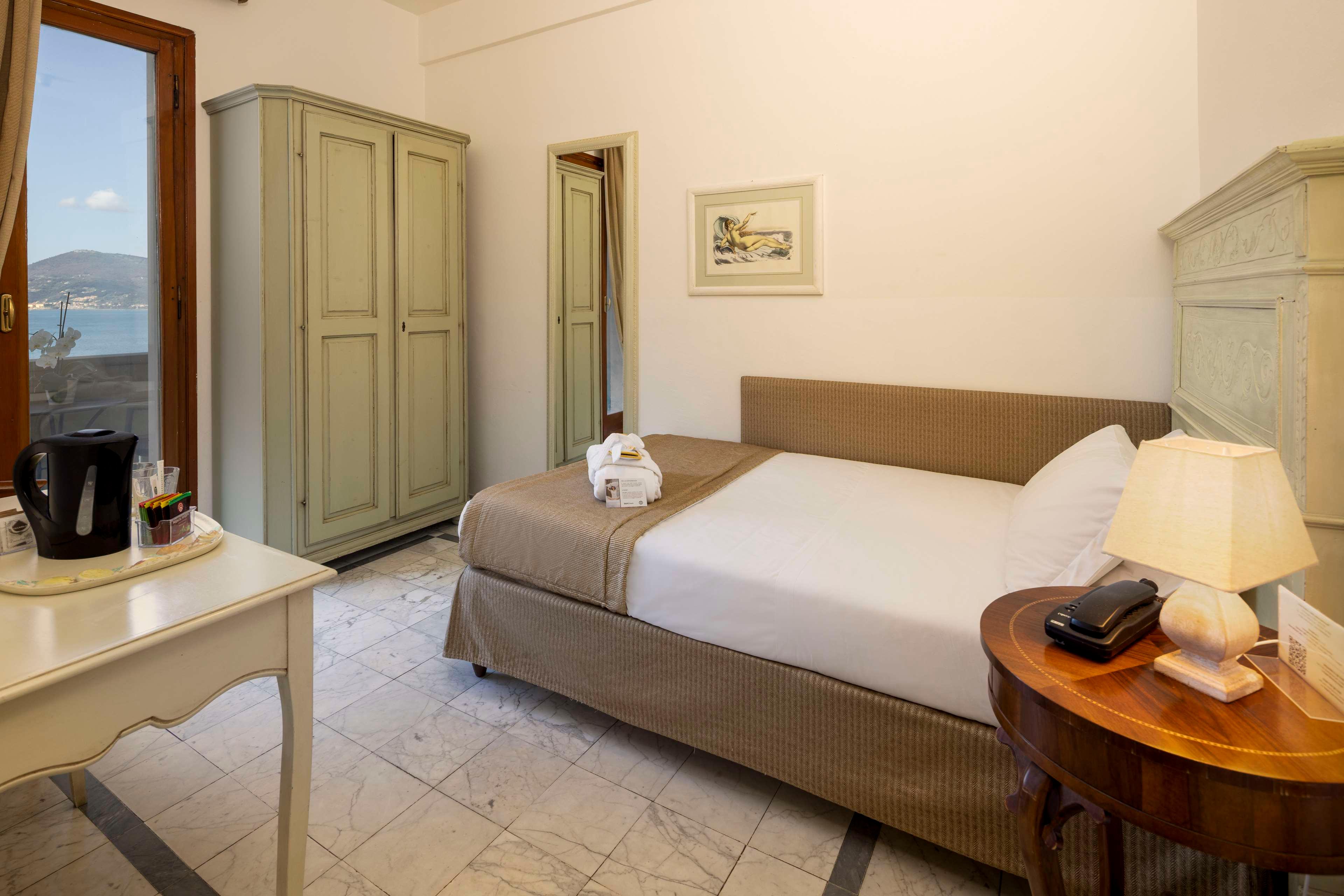 Room, Single Bed, French Bed, Sea View
