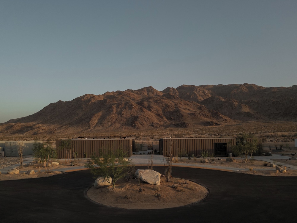 RESET Hotel Joshua Tree 44/50