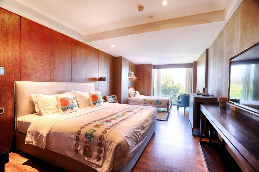 Jolie Vue Boutique Guilin 13/71