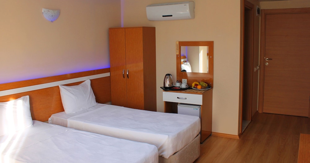 Avcilar Inci Hotel 19/68