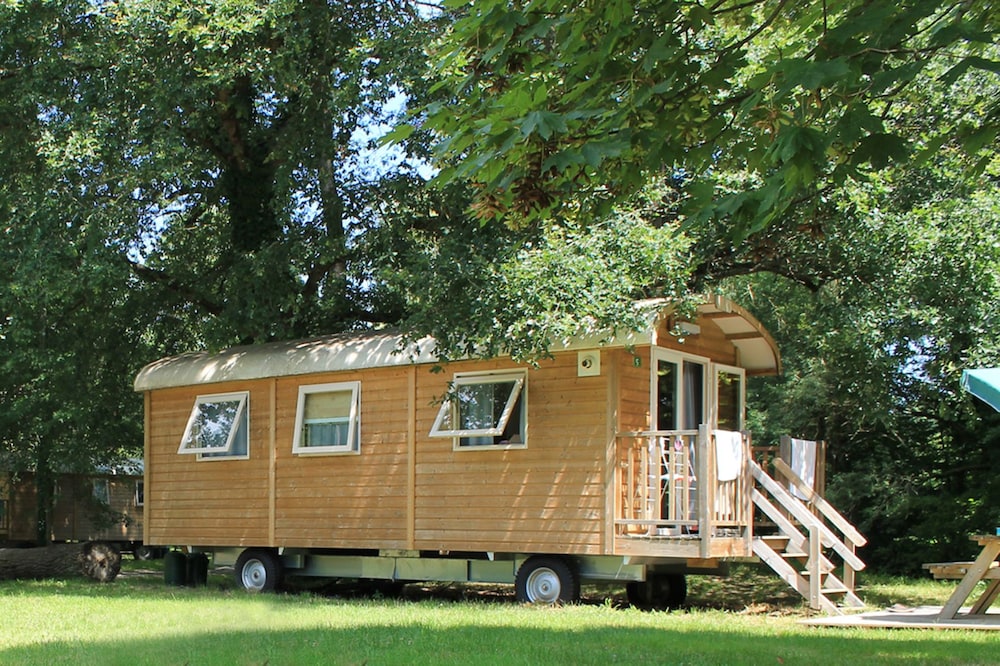 Camping de Lyon 38/50