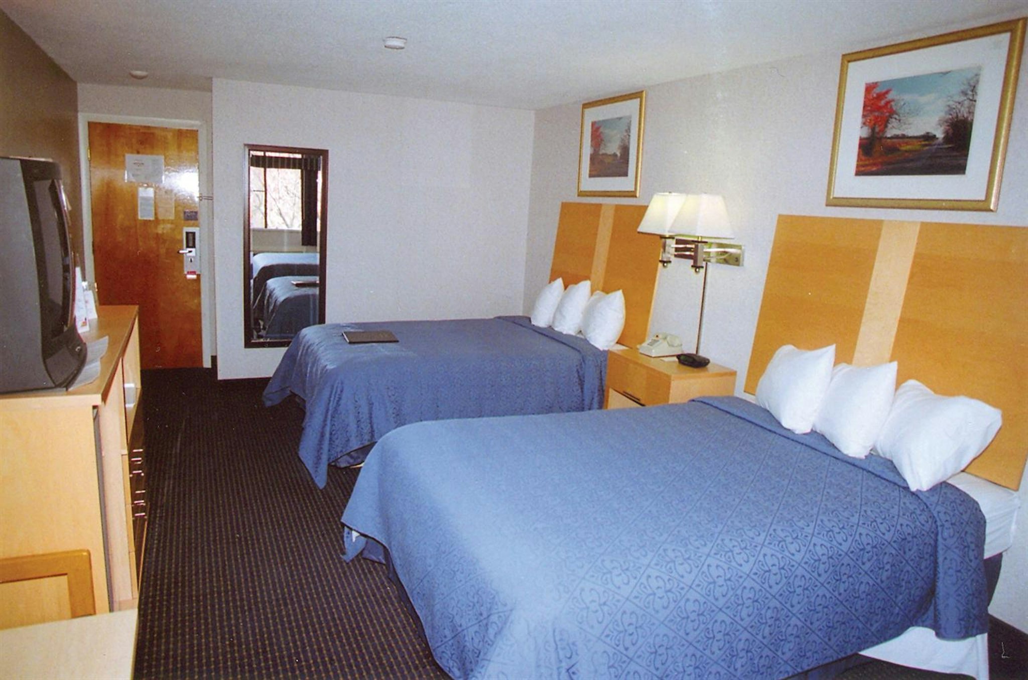 Ambassador Inn Suites 12/43