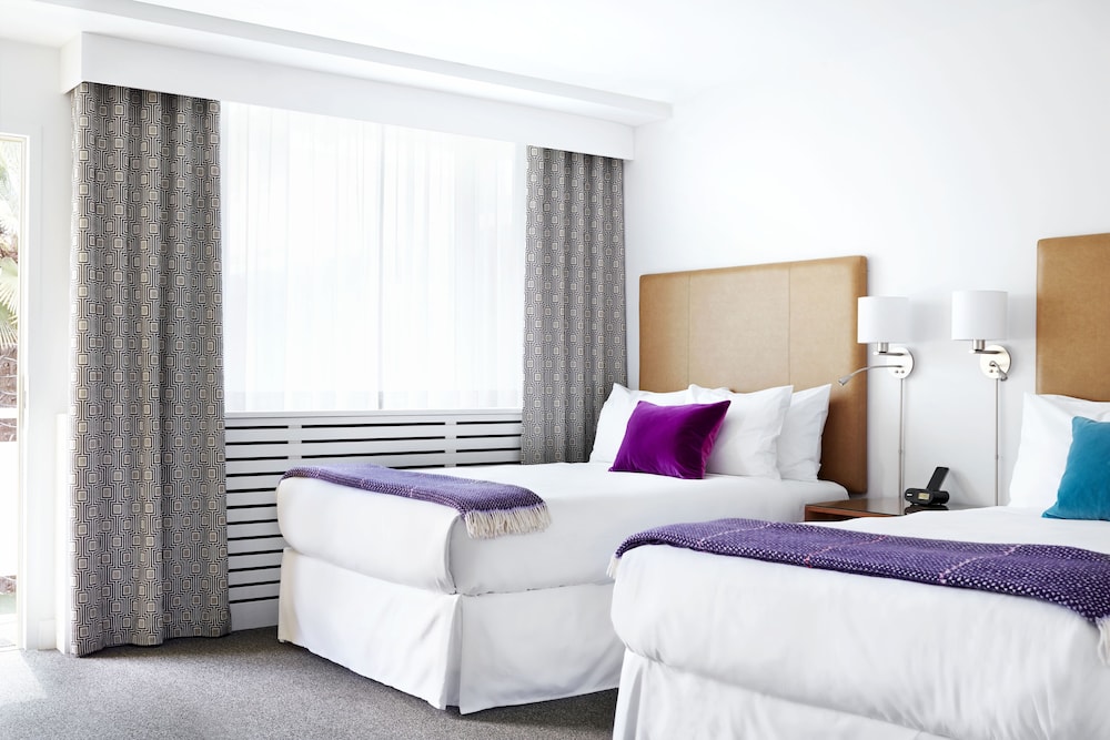 Burrard Hotel 20/65