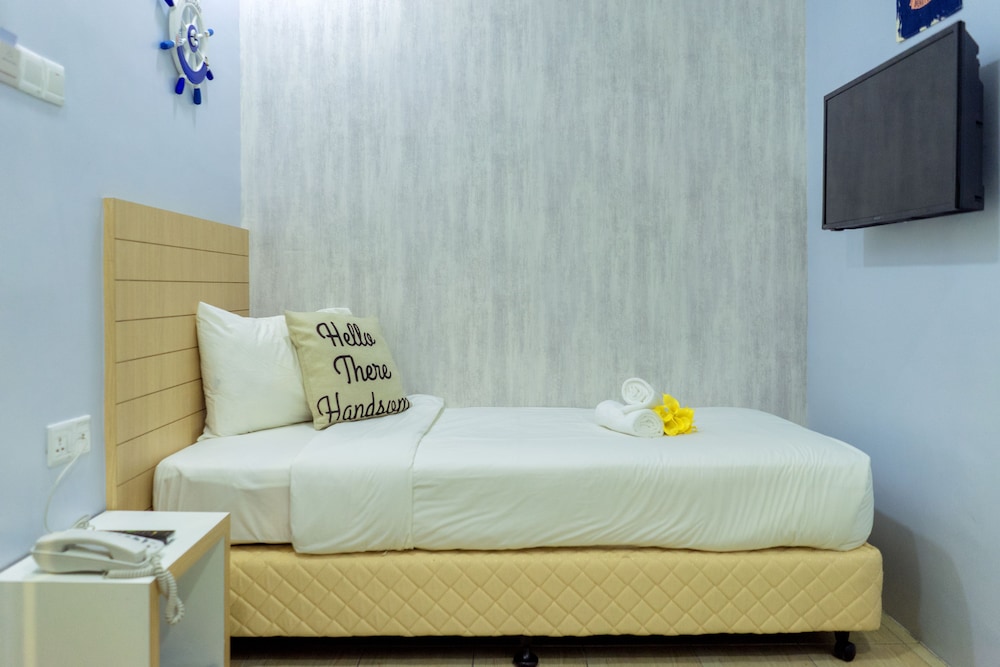 Lighthouse Hotel Shortstay Atdamansara Uptown 27/47