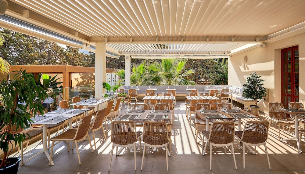 Cooee Kyknos Beach Hotel 61/75