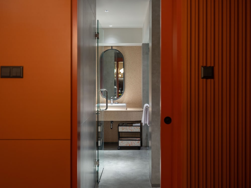 Herloom Hotel and Residence BSD Tangerang 20/50