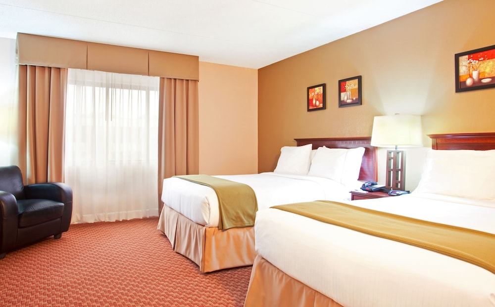 Holiday Inn Express Rolling Mdws Schaumburg Area 11/33