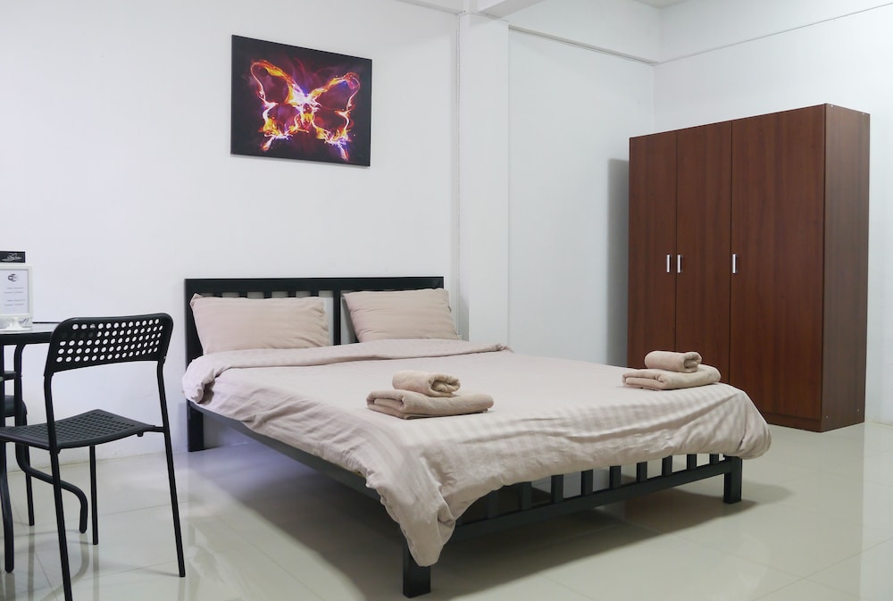 Baan Mai Guest House 24/35