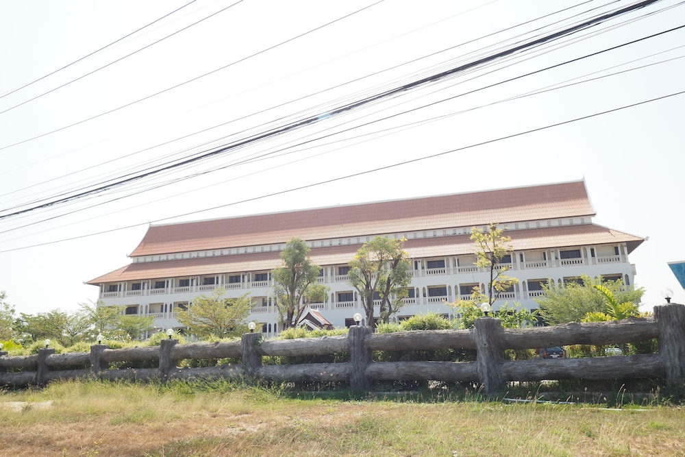 Amorn Sukhothai Hotel 2/32