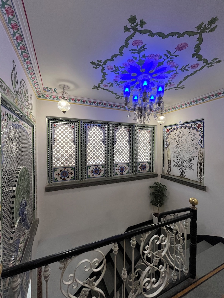 Mewar Haveli 10/57