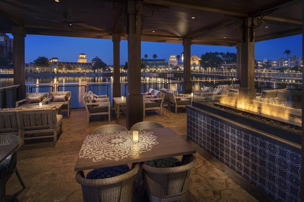 Disneys Coronado Springs Resort 36/50