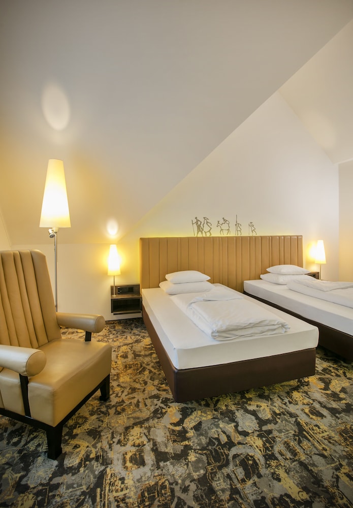 ARCOTEL Camino Stuttgart 16/64