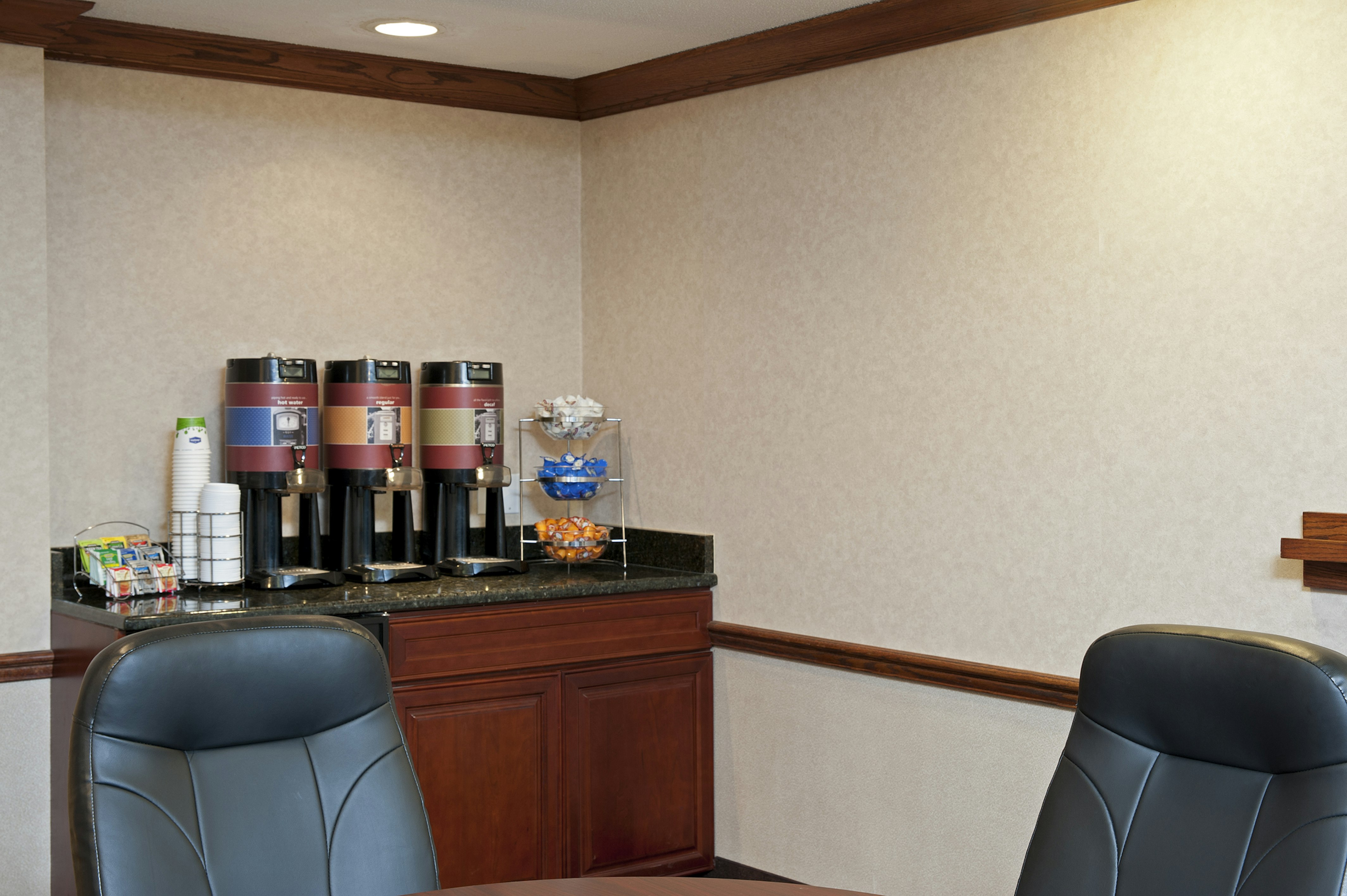 Hampton Inn Bloomington 57/62
