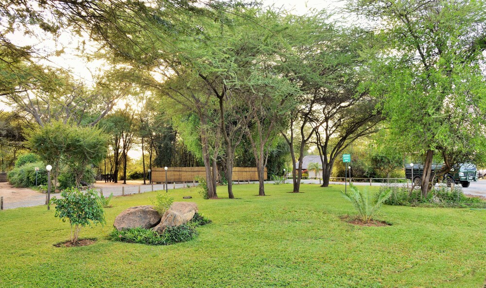 Thebe River Safaris 30/31