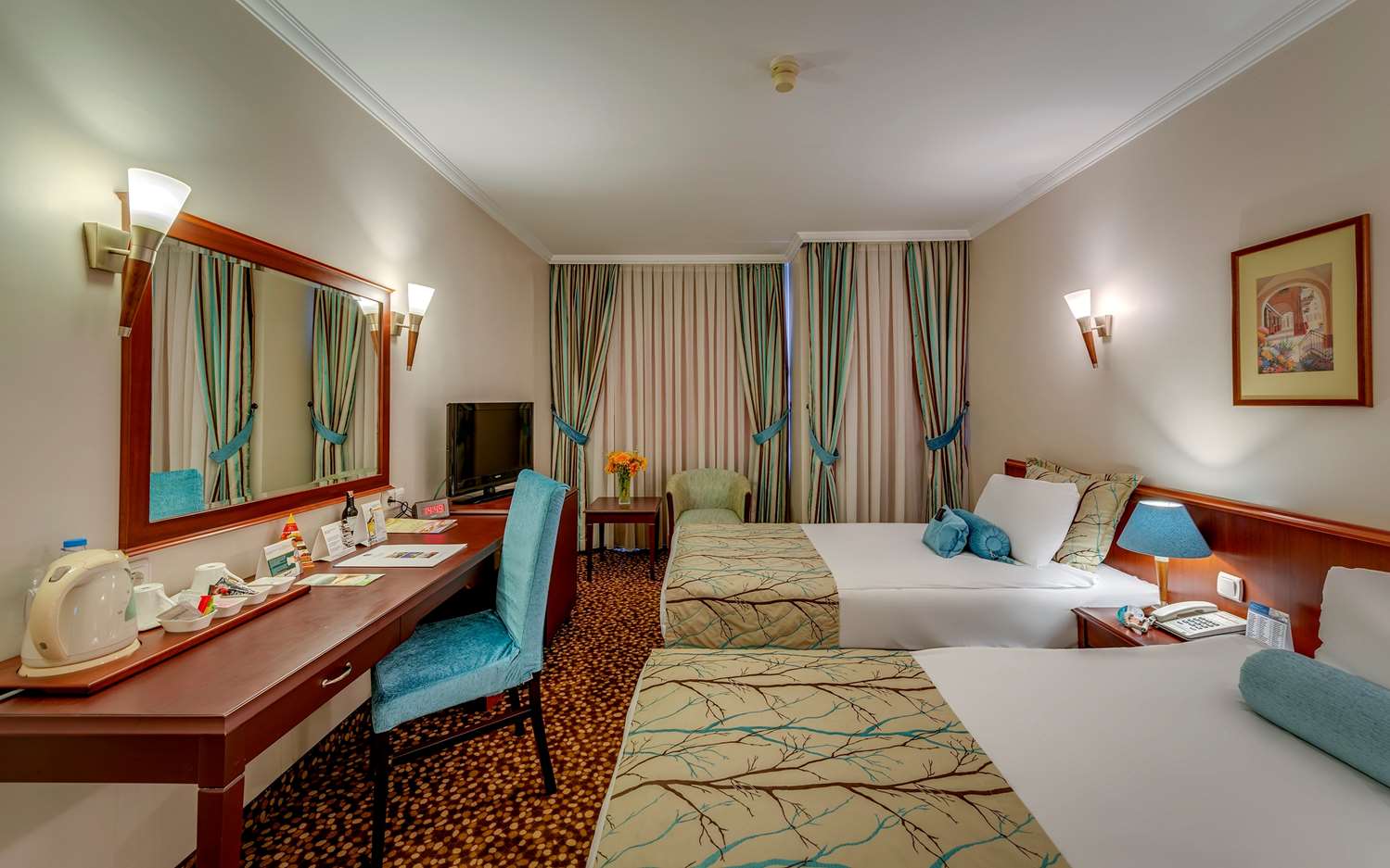 Best Western Plus Khan Hotel 37/49