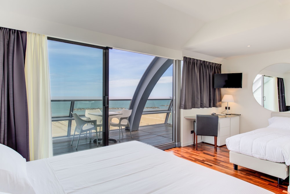 Kursaal Hotel 16/47
