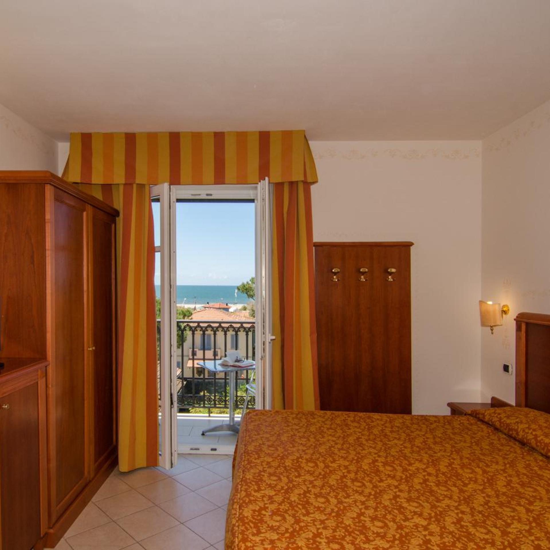 HOTEL VILLA OMBROSA 21/52