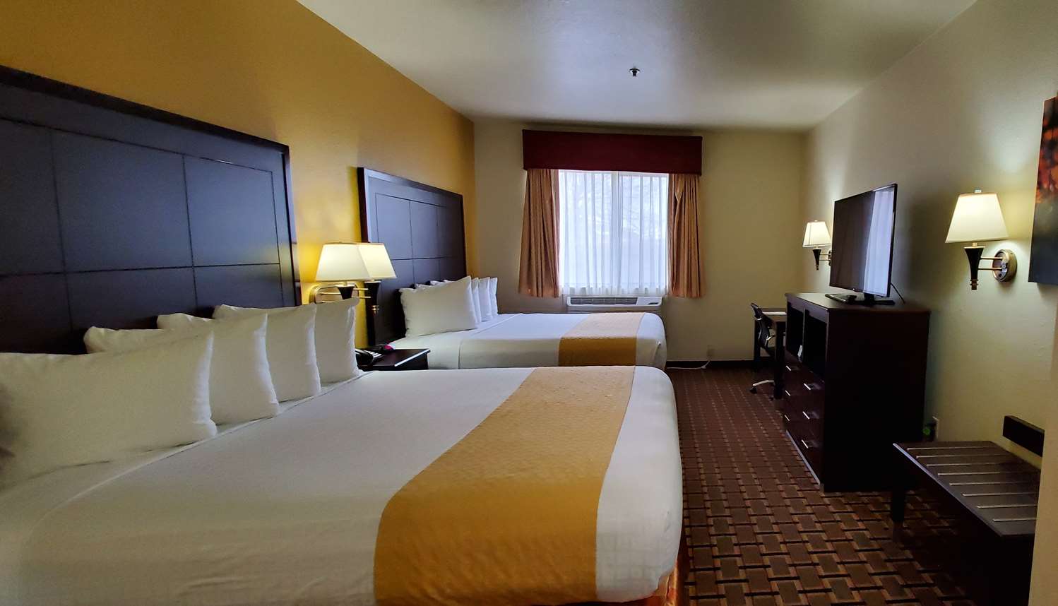 Room, 2 King Beds